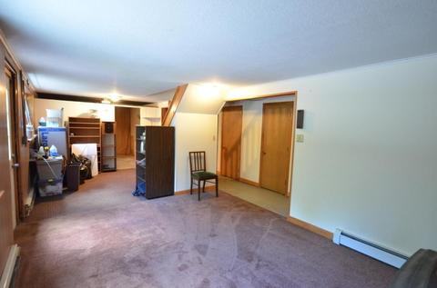 225 Royalston Rd, Phillipston, MA 01331 photo 4