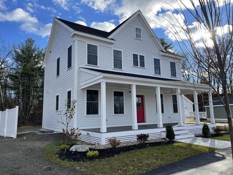 8 Bradley Cir, Devens, MA 01434 photo 1