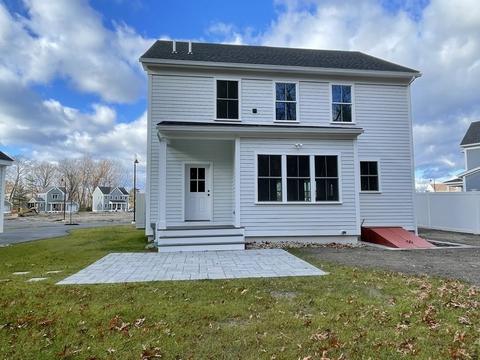 8 Bradley Cir, Devens, MA 01434 photo 8