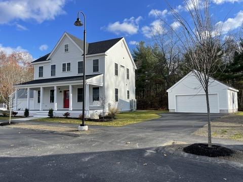 8 Bradley Cir, Devens, MA 01434 photo 2