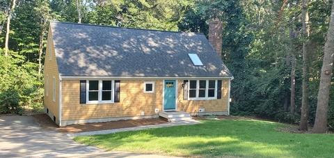 25 Oregon Rd, Mashpee, MA 02649 photo 1
