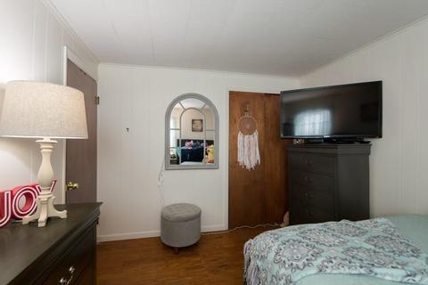 97 Morton St, Fall River, MA 02720 photo 22