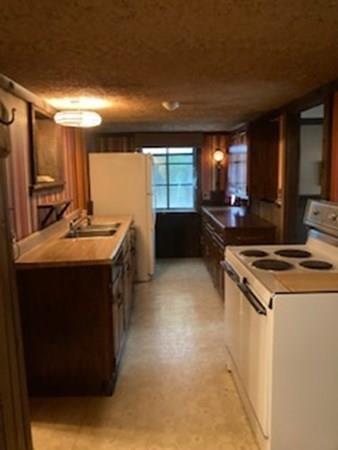 149 W Main St, Georgetown, MA 01833 photo 10