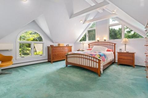 106 Oak St, Reading, MA 01867 photo 36
