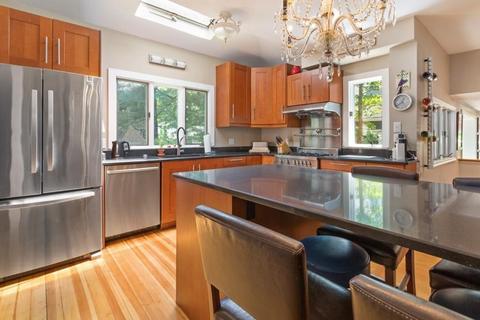 106 Oak St, Reading, MA 01867 photo 20