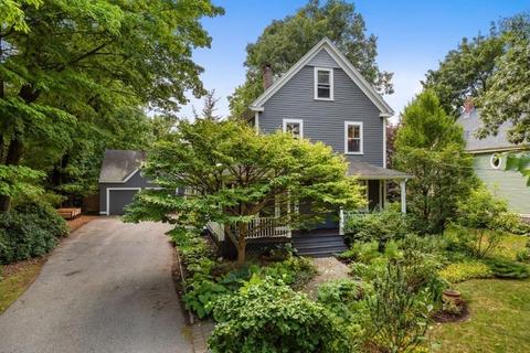 106 Oak St, Reading, MA 01867 photo 1