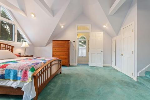 106 Oak St, Reading, MA 01867 photo 35