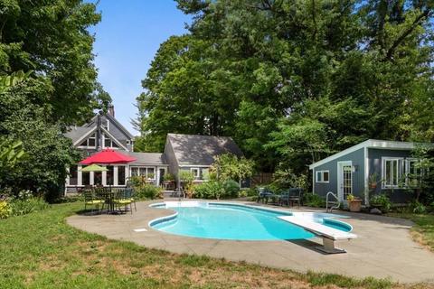 106 Oak St, Reading, MA 01867 photo 12