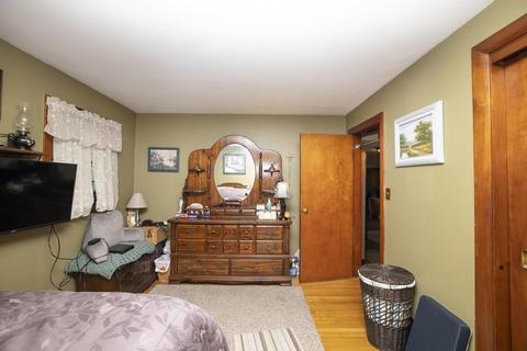 4 Elm St, Berkley, MA 02779 photo 5