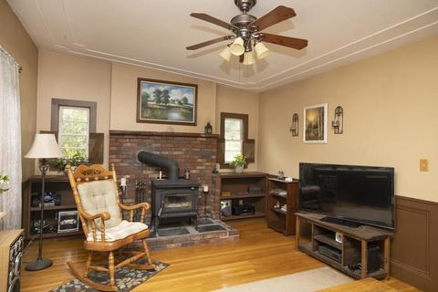 4 Elm St, Berkley, MA 02779 photo 10
