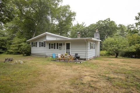 4 Elm St, Berkley, MA 02779 photo 3