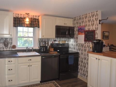 217 Brattle St, Athol, MA 01331 photo 3