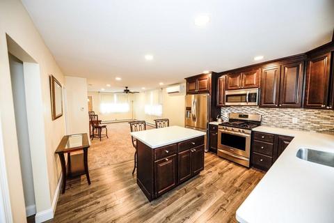 292 Emmett St, Fall River, MA 02721 photo 3