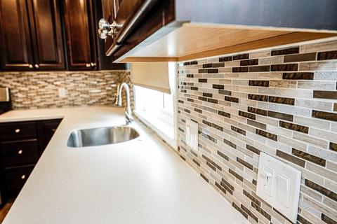 292 Emmett St, Fall River, MA 02721 photo 7