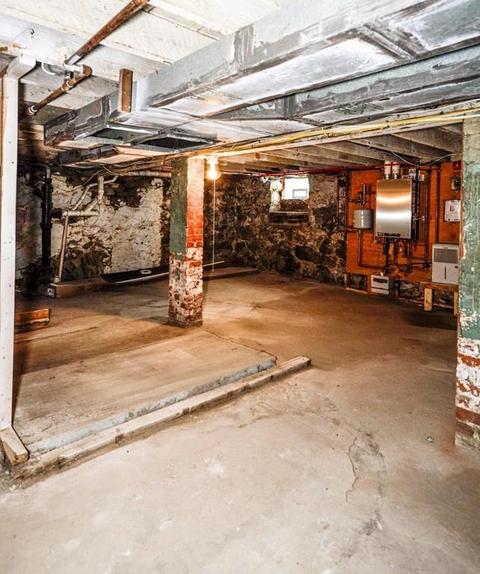 292 Emmett St, Fall River, MA 02721 photo 22