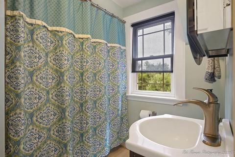 49 Corning St, Beverly, MA 01915 photo 22