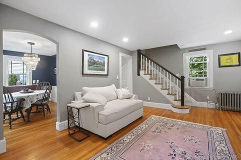 49 Corning St, Beverly, MA 01915 photo 10