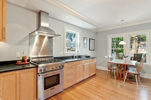 38 Pearson St, Beverly, MA 01915 photo 11