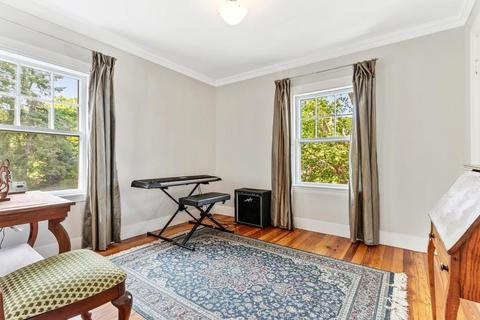 38 Pearson St, Beverly, MA 01915 photo 24