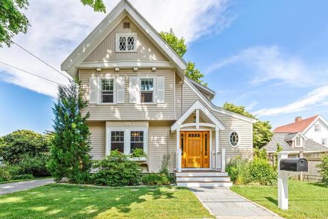 38 Pearson St, Beverly, MA 01915 photo 1
