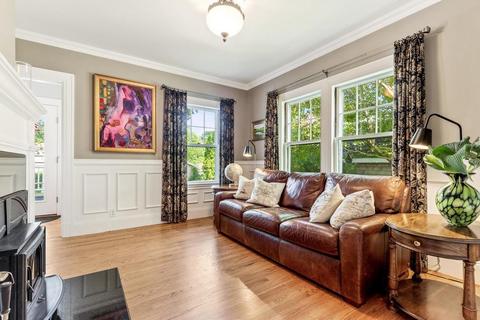 38 Pearson St, Beverly, MA 01915 photo 9
