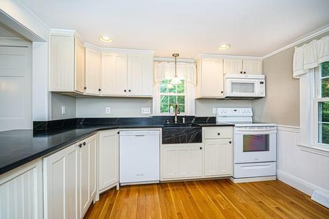 27 Mark Ave, Reading, MA 01867 photo 12
