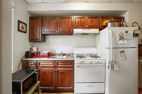 424 Robeson St, Fall River, MA 02720 photo 24