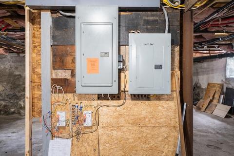 424 Robeson St, Fall River, MA 02720 photo 5