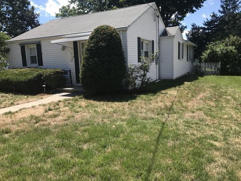 38 Eldridge St, Chicopee, MA 01013 photo 14
