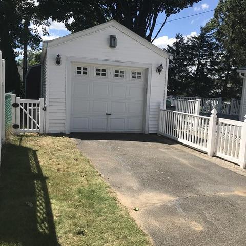 38 Eldridge St, Chicopee, MA 01013 photo 3