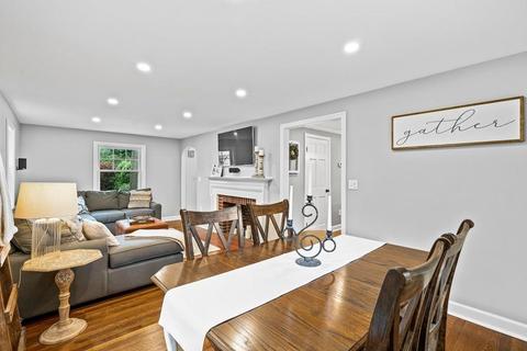31 Longfellow Rd, Reading, MA 01867 photo 12