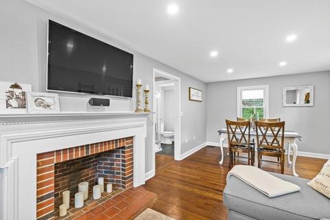 31 Longfellow Rd, Reading, MA 01867 photo 16
