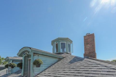 54 Summer #4, Gloucester, MA 01930 photo 2