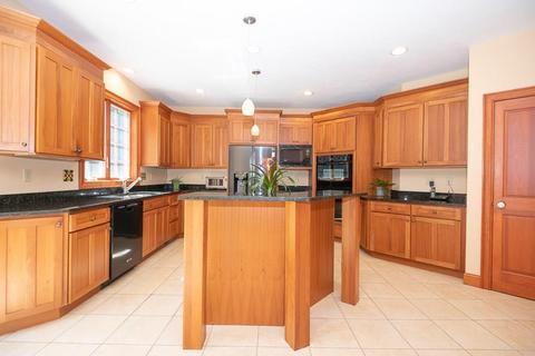 38 Mcclellan Rd, Sutton, MA 01590 photo 9