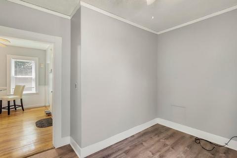 10 Carlstad St, Worcester, MA 01607 photo 4