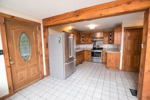 7 Mechanic St, Upton, MA 01568 photo 6