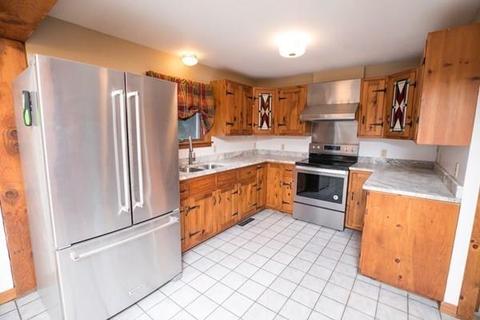7 Mechanic St, Upton, MA 01568 photo 5