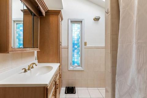 34 Maverick St, Dedham, MA 02026 photo 18