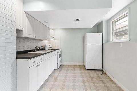 15 Beverly Hl, Canton, MA 02021 photo 10
