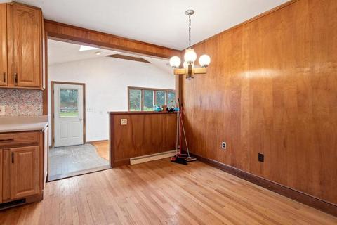 15 Beverly Hl, Canton, MA 02021 photo 12