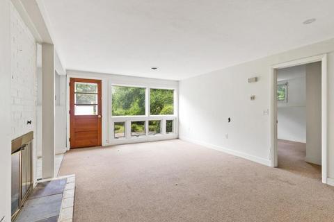 15 Beverly Hl, Canton, MA 02021 photo 8