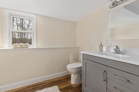 47 Hemlock Dr, Mashpee, MA 02649 photo 33