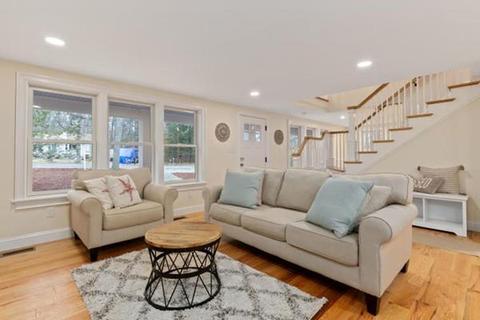 47 Hemlock Dr, Mashpee, MA 02649 photo 11