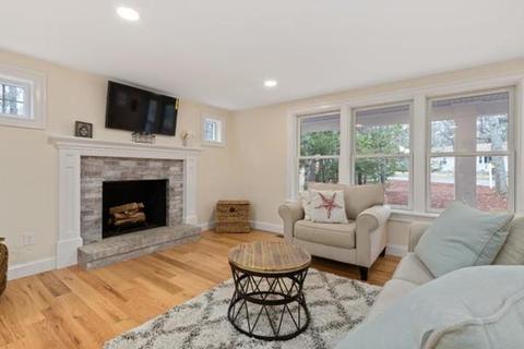 47 Hemlock Dr, Mashpee, MA 02649 photo 10
