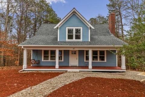 47 Hemlock Dr, Mashpee, MA 02649 photo 1