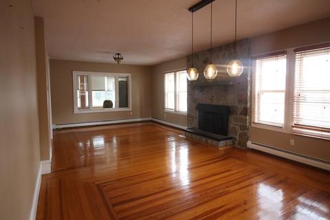 25 Hambly St, Fall River, MA 02721 photo 12