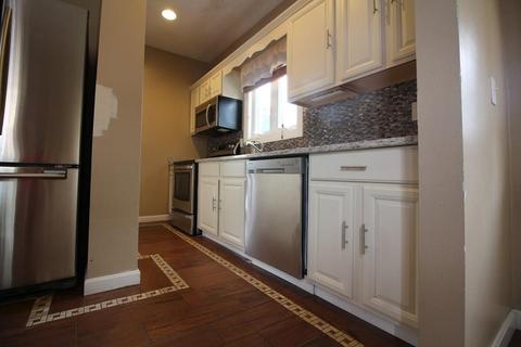 25 Hambly St, Fall River, MA 02721 photo 9