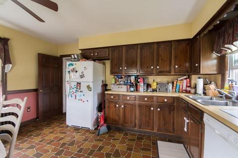 986 Cherry St, Fall River, MA 02720 photo 19