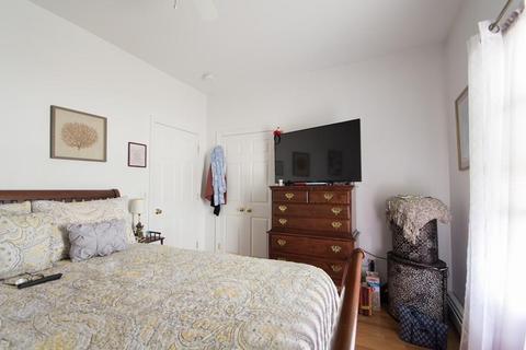 986 Cherry St, Fall River, MA 02720 photo 8