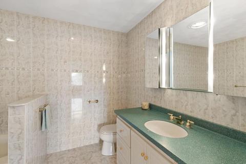 9 Carnation Cir #D, Reading, MA 01867 photo 24
